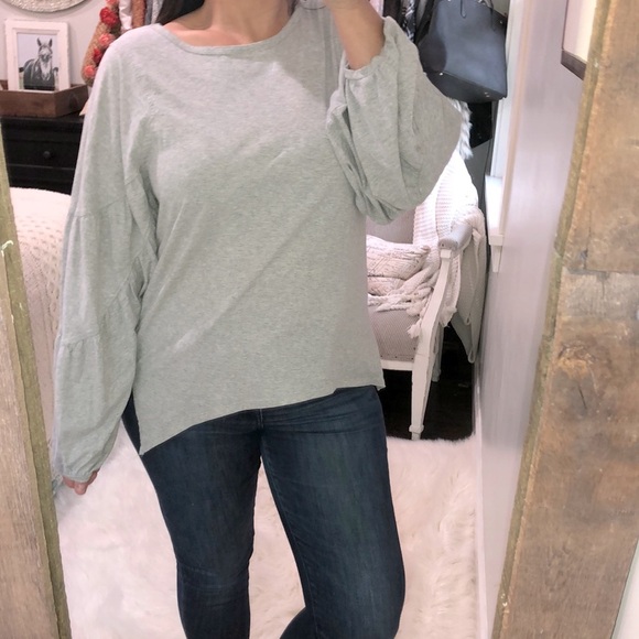 Umgee size medium grey boho cozy top - Picture 1 of 4